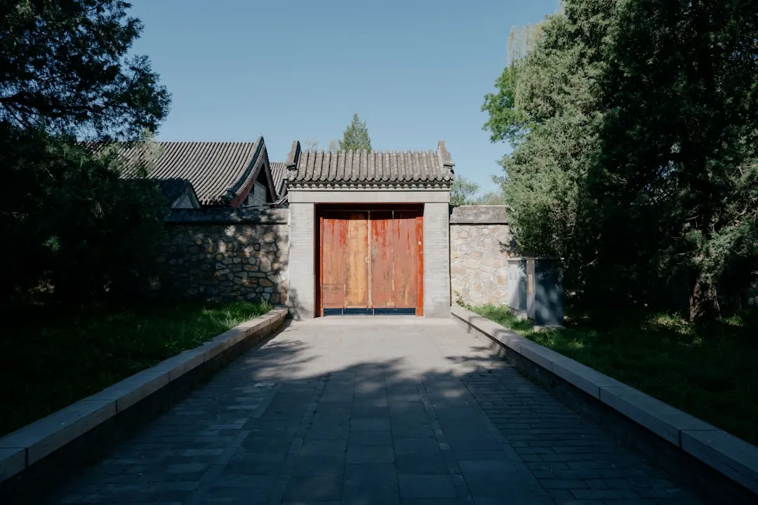 2025年厨房小电市场趋势：微波炉与电烤箱技术创新方向解析